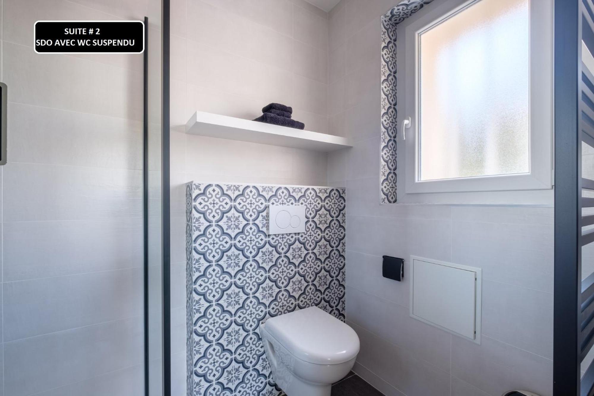 Appart 3 Suites-Chaque Suite Avec Sdo Wc Privatifs - Cuisine Commune Tassin-la-Demi-Lune Exteriör bild
