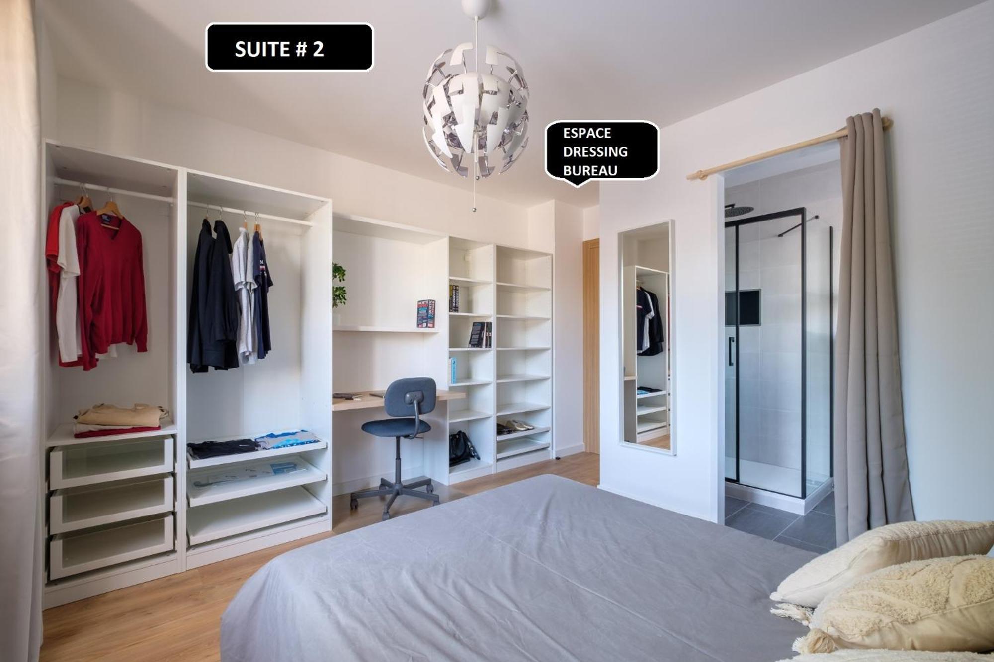Appart 3 Suites-Chaque Suite Avec Sdo Wc Privatifs - Cuisine Commune Tassin-la-Demi-Lune Exteriör bild